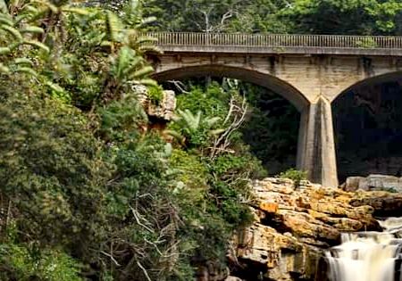 Uvongo Main Beach waterfall